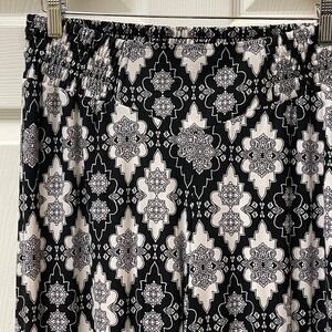 Vintage Cache Women's Size 10 Black White Wide Leg Pull On Pants Elastic Waist